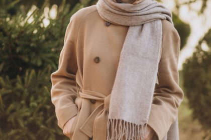 Écharpe en cachemire : l’accessoire chic et confortable de l’hiver